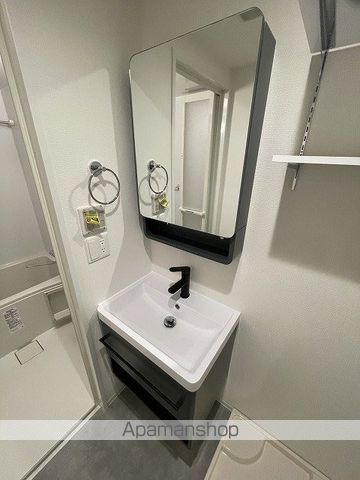 C0MF0RIALIV淡路町一丁目の内装写真