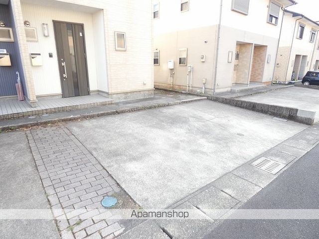 石原タウンの玄関写真
