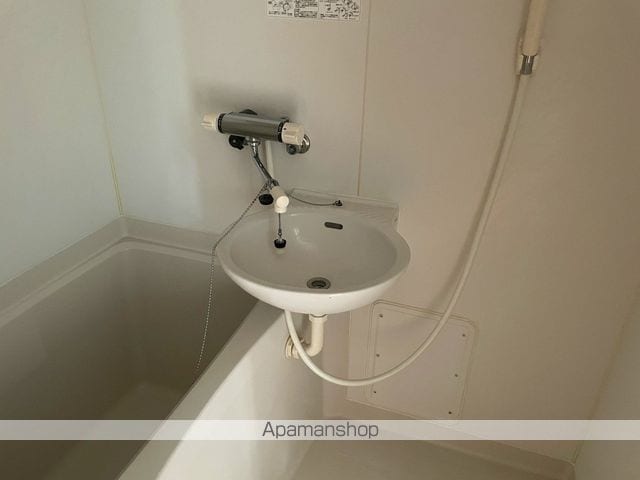 レオパレスハウゼブリューヘンの内装写真