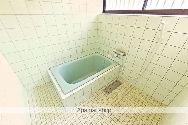 中万々戸建IIの内装写真