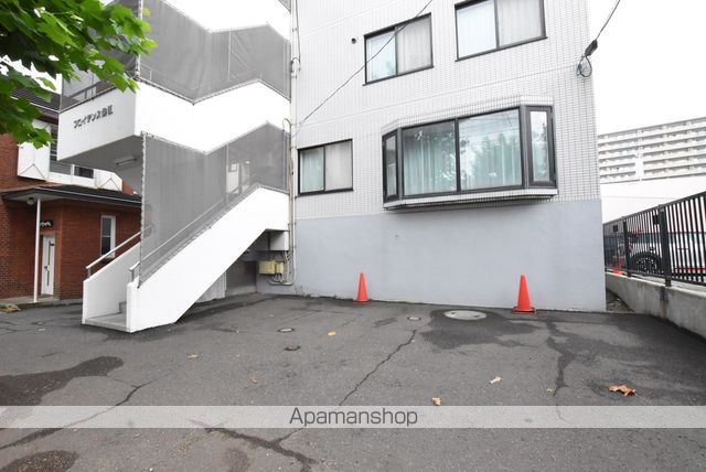 フロイデンス桑園の外観写真