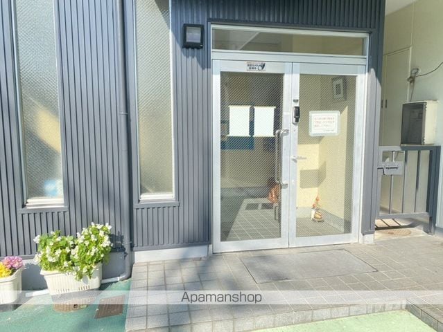 ブルックス福井の玄関写真