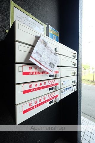 クリアス北坂戸E 旧レモンハウス北坂戸Eの玄関写真