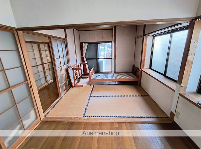宮崎市 2階建 築51年の内装写真