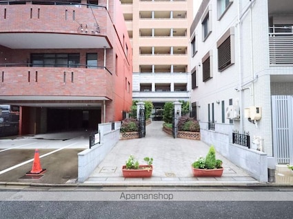 プレサンス泉セントマーク[1K/20.72m2]の外観4