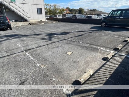 茨城県神栖市賀[1K/24.71m2]の駐車場1
