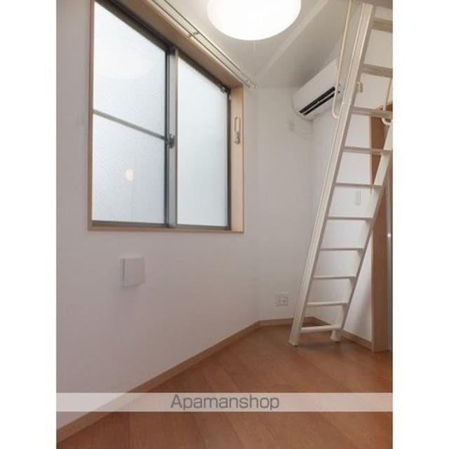 クレスト立川[1R/11.57m2]のリビング・居間