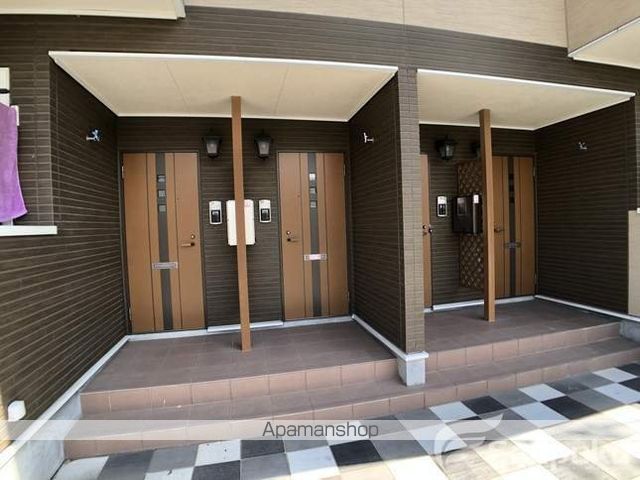サンリット ハウスAの玄関写真