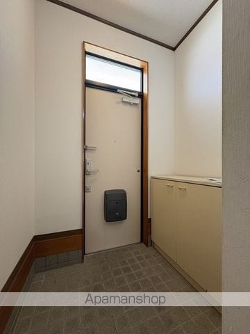 トレインサイド Bの内装写真