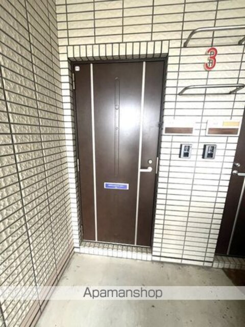 カーロ[3LDK/68.64m2]のエントランス3