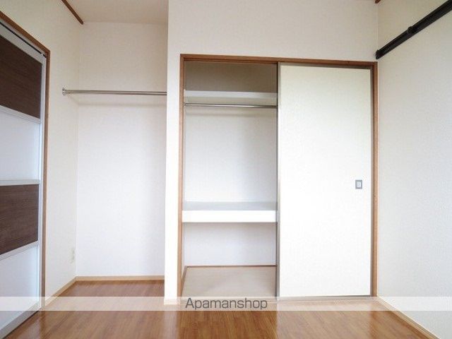 ホワイトハイツ牧田の内装写真