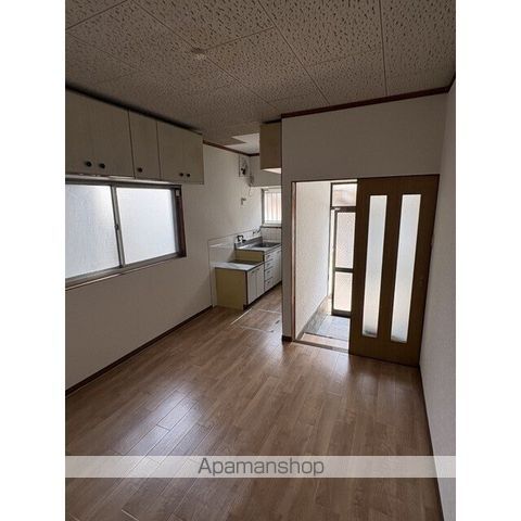 梶町4丁目貸家の内装写真