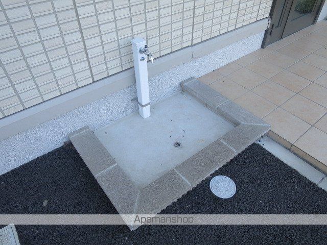 中央本線 高蔵寺駅 徒歩19分 3階建 築15年の内装写真