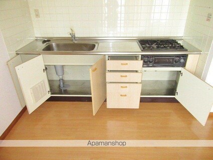 ホワイトハイツ西[3LDK/62m2]の内装1