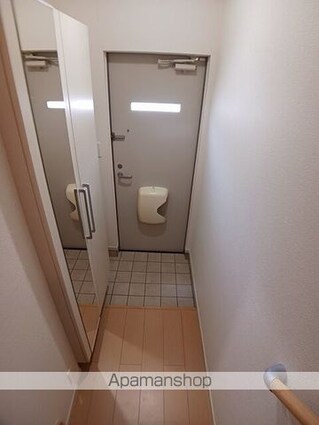 サンリットハウス[2LDK/52.8m2]の玄関