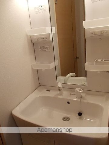 ニュークレストール ミョーギの内装写真