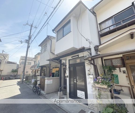 太秦安井北御所町貸家の外観写真