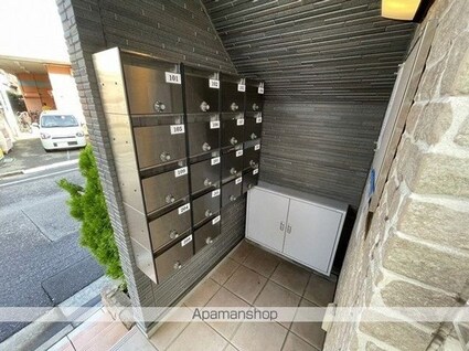 グラントールⅠ[1K/21m2]のエントランス2