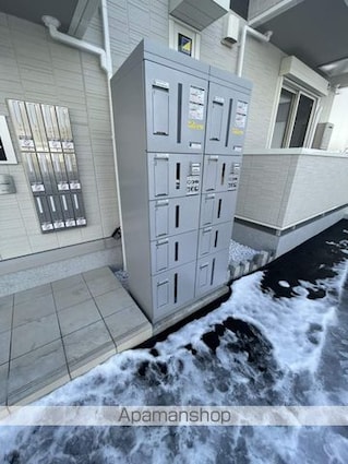 グランスクエア　Ⅱ番館[1LDK/34.76m2]の周辺3