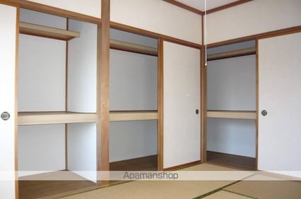 望山荘[2K/52.99m2]の収納