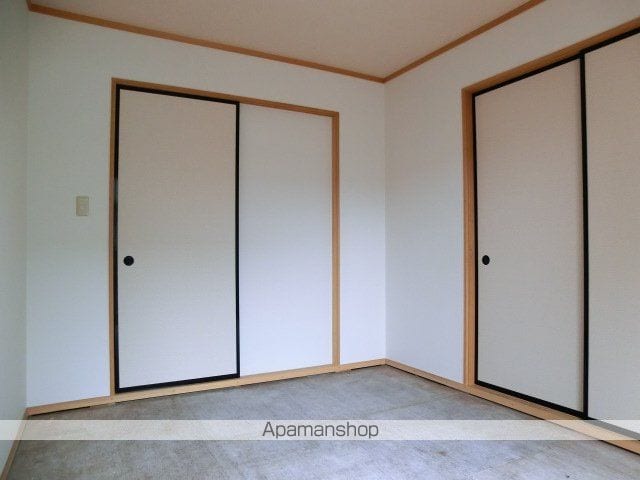 ファミールIIの内装写真