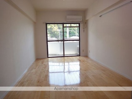 ジョイフル薊野[1K/24.94m2]のリビング・居間