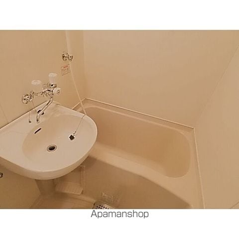 カーサ栄生の内装写真