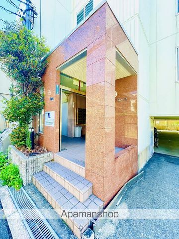 アビタシオンエースの玄関写真