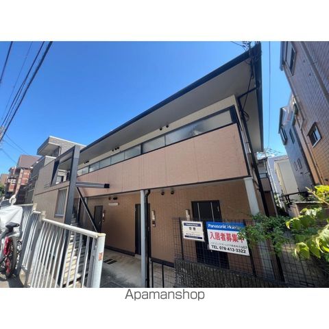 ウインデイア中山手 Aの外観写真