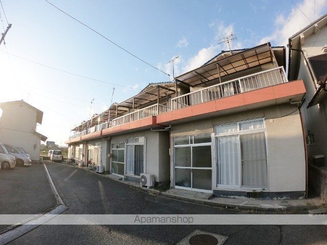 吉岡貸住宅の外観写真