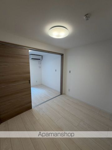 REGOLITH IKEGAMIの内装写真