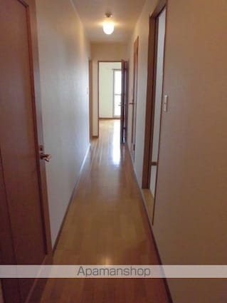 和歌山県和歌山市宇須２丁目[2LDK/60m2]の玄関