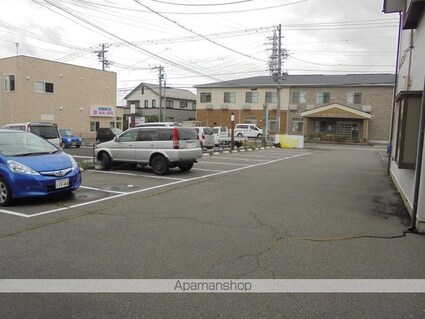 アメニティー県Ａ[2DK/46.2m2]の駐車場1