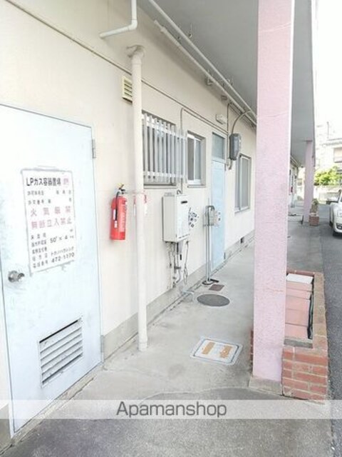 鈴木マンション[3K/42m2]の共用部1