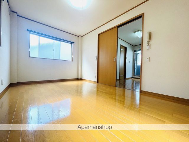 高殿ハイツの内装写真
