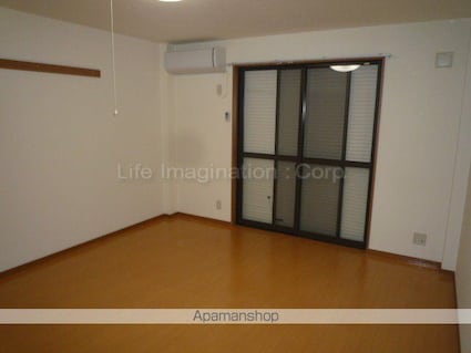 チェリーコート[1K/30.94m2]の駐車場2