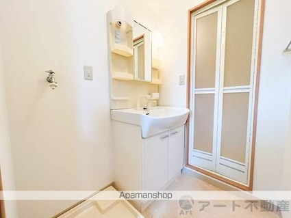 愛媛県松山市南梅本町[1R/28.75m2]の洗面所