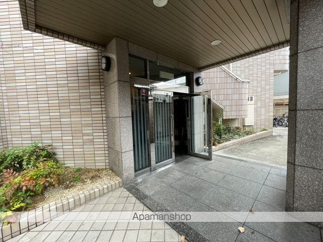 本町プラザの玄関写真