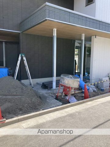 エクセリア上鷺宮Iの玄関写真