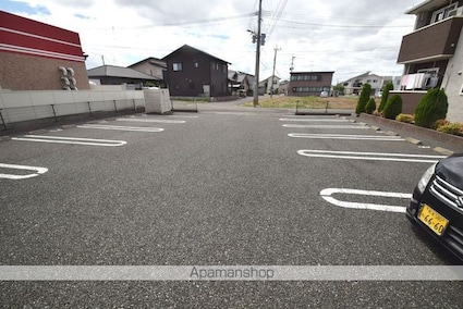 ＶｉｏｌａⅠ[2DK/45.89m2]の駐車場2