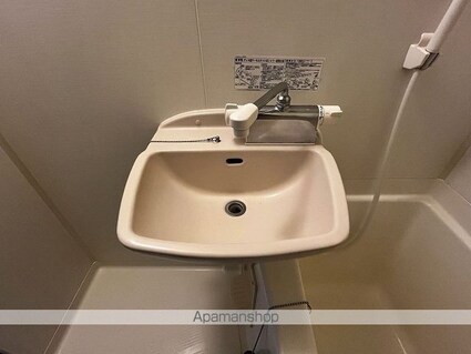 レオパレスウィング[1K/23.71m2]の洗面所