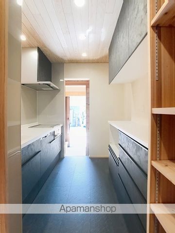 鹿児島市 2階建 築3年の内装写真