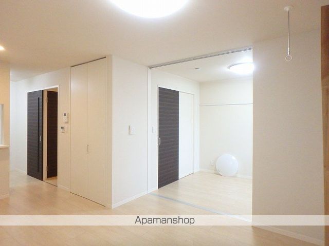 フラワーASAMAの内装写真