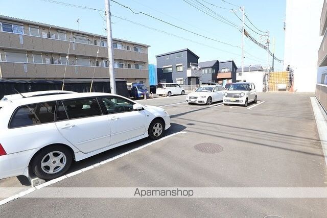 サニーフラット　Ｅ[1LDK/35m2]の駐車場