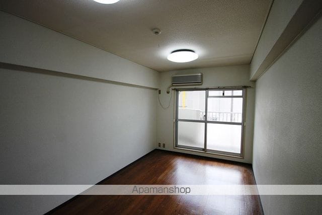 コボリマンション新大阪の内装写真