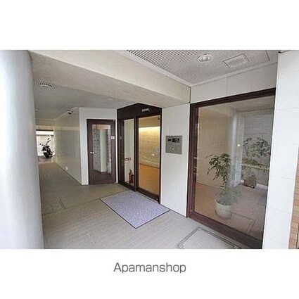 プランドル明大前[1K/25.21m2]のエントランス2