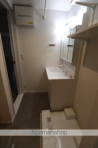 FIRST SKY Hの内装写真