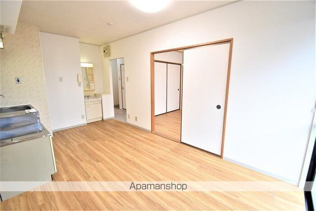 シートピア屋島 B棟の内装写真
