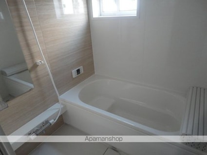 グリーンパーク・ＮＡＯ　Ａ棟[2LDK/66.39m2]のバス