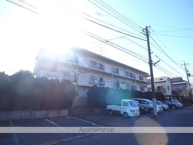ハイブリッヂ・マンションの外観写真